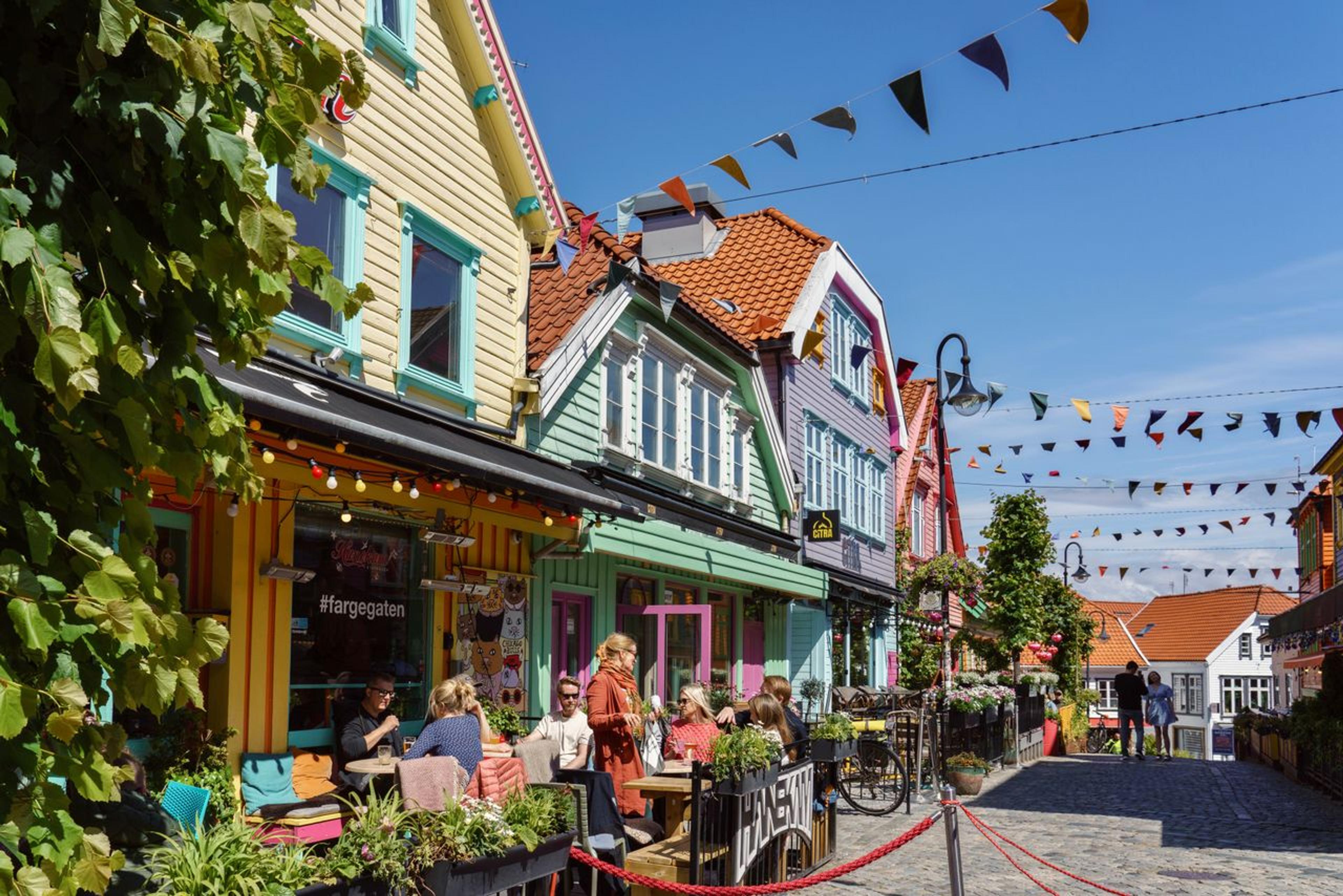 Bilde av fargerike hus i sentrum av Stavanger