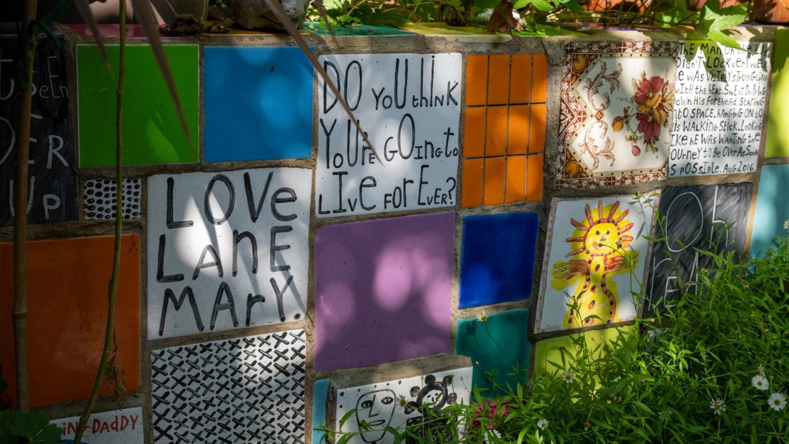 The House of Dreams Museum, an artist's home covered in mosaics and found objects.