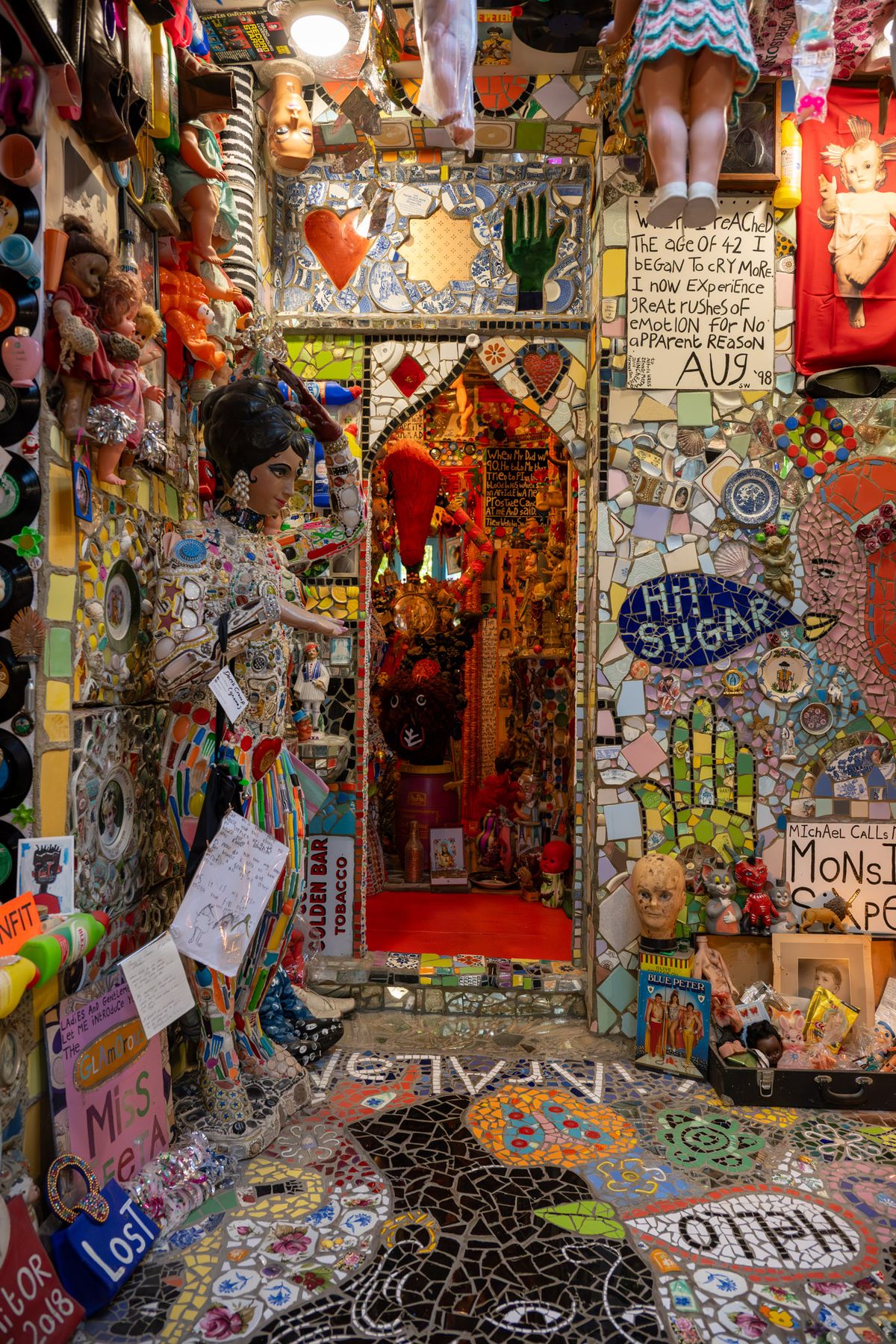 The House of Dreams Museum, an artist's home covered in mosaics and found objects.