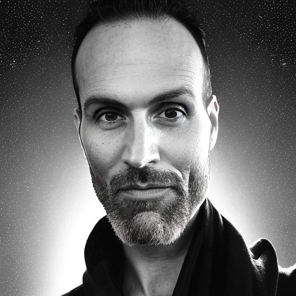 Mazen Hamza, black-and-white portrait