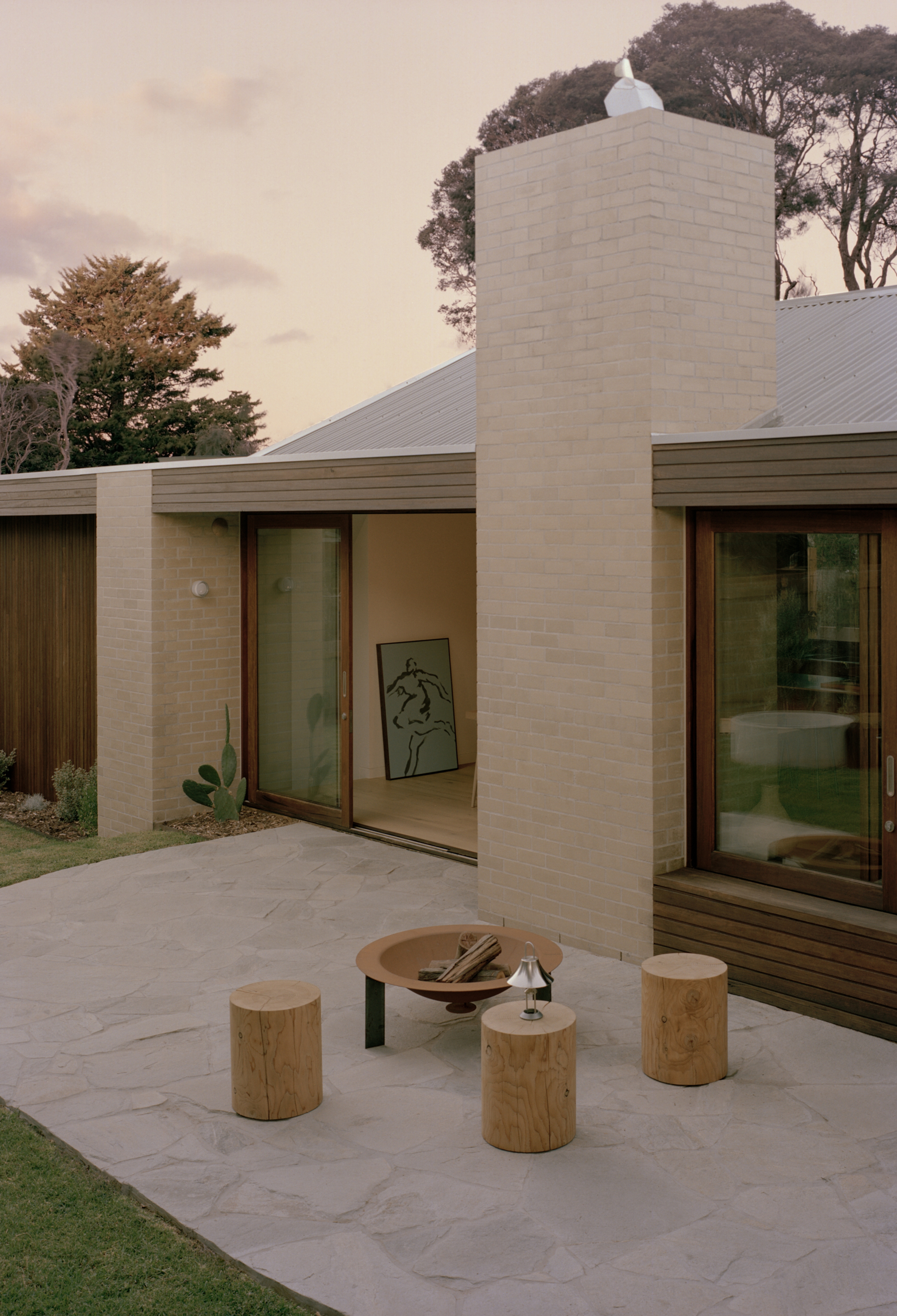brutalisse-marianne-house-victoria-merrett-architects-19.jpg