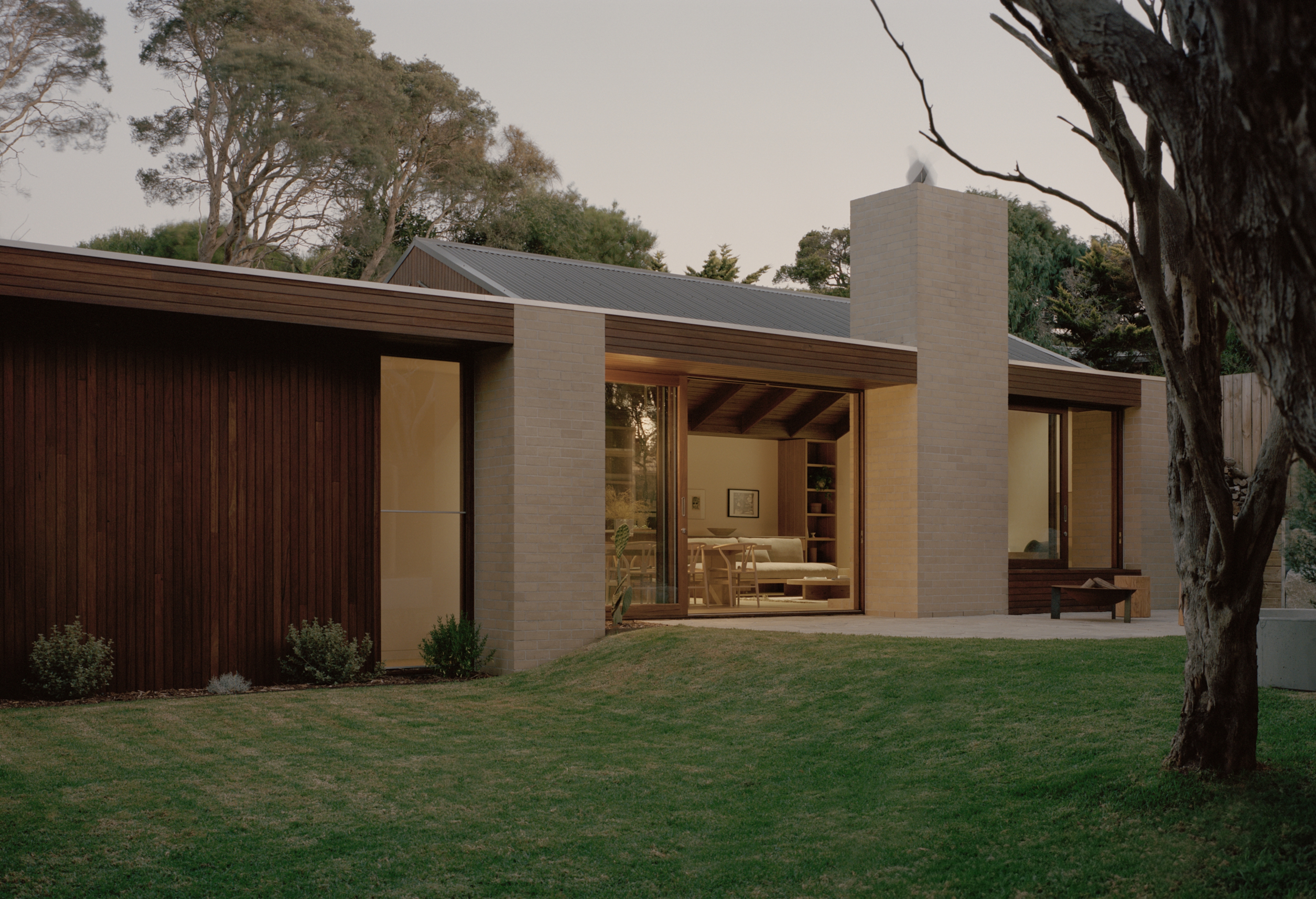 brutalisse-marianne-house-victoria-merrett-architects-20.jpg