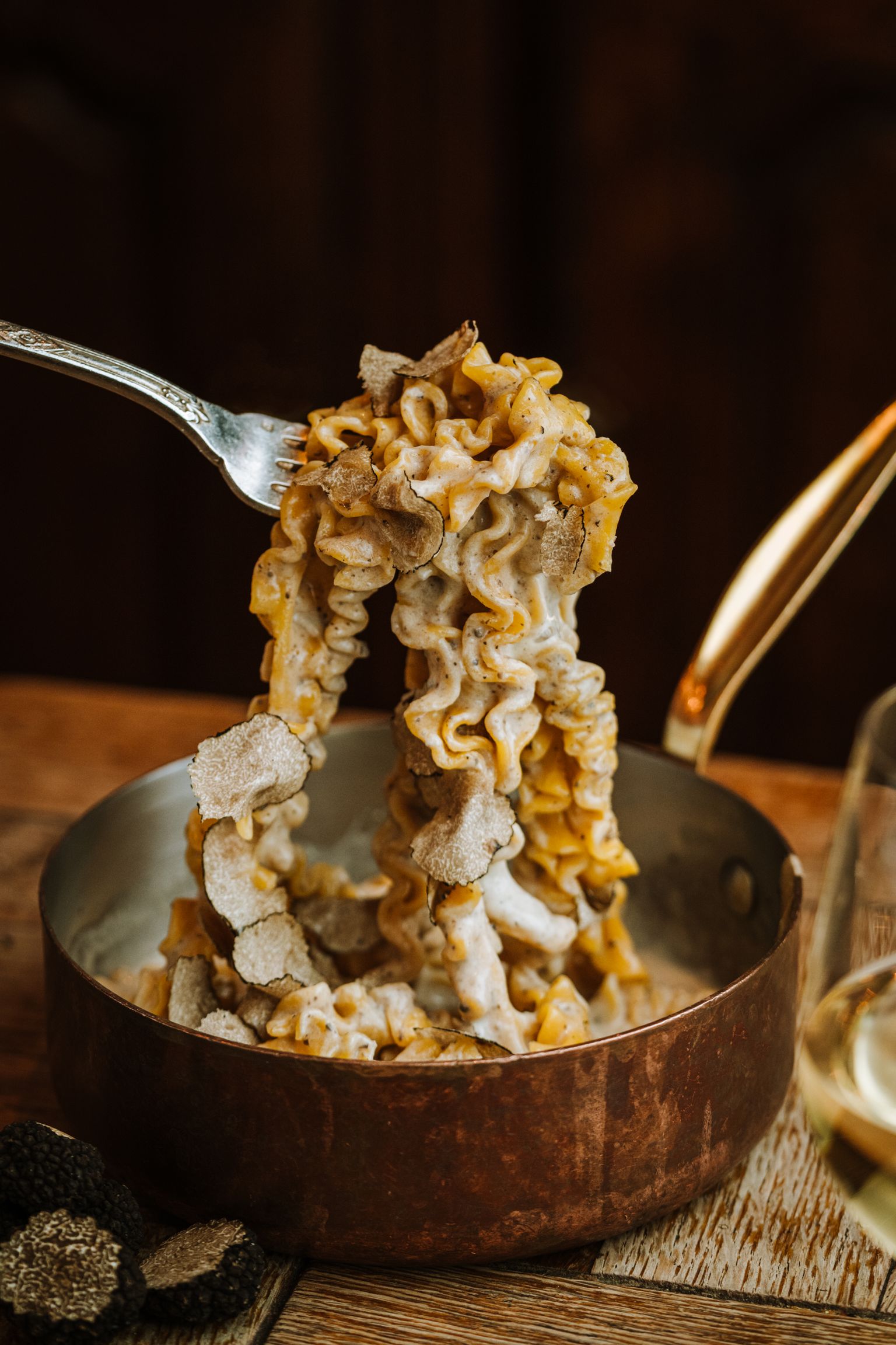 restaurant 40-41 Rathbone Pl, London W1T 1HX // circolo.london@bigmamma.com