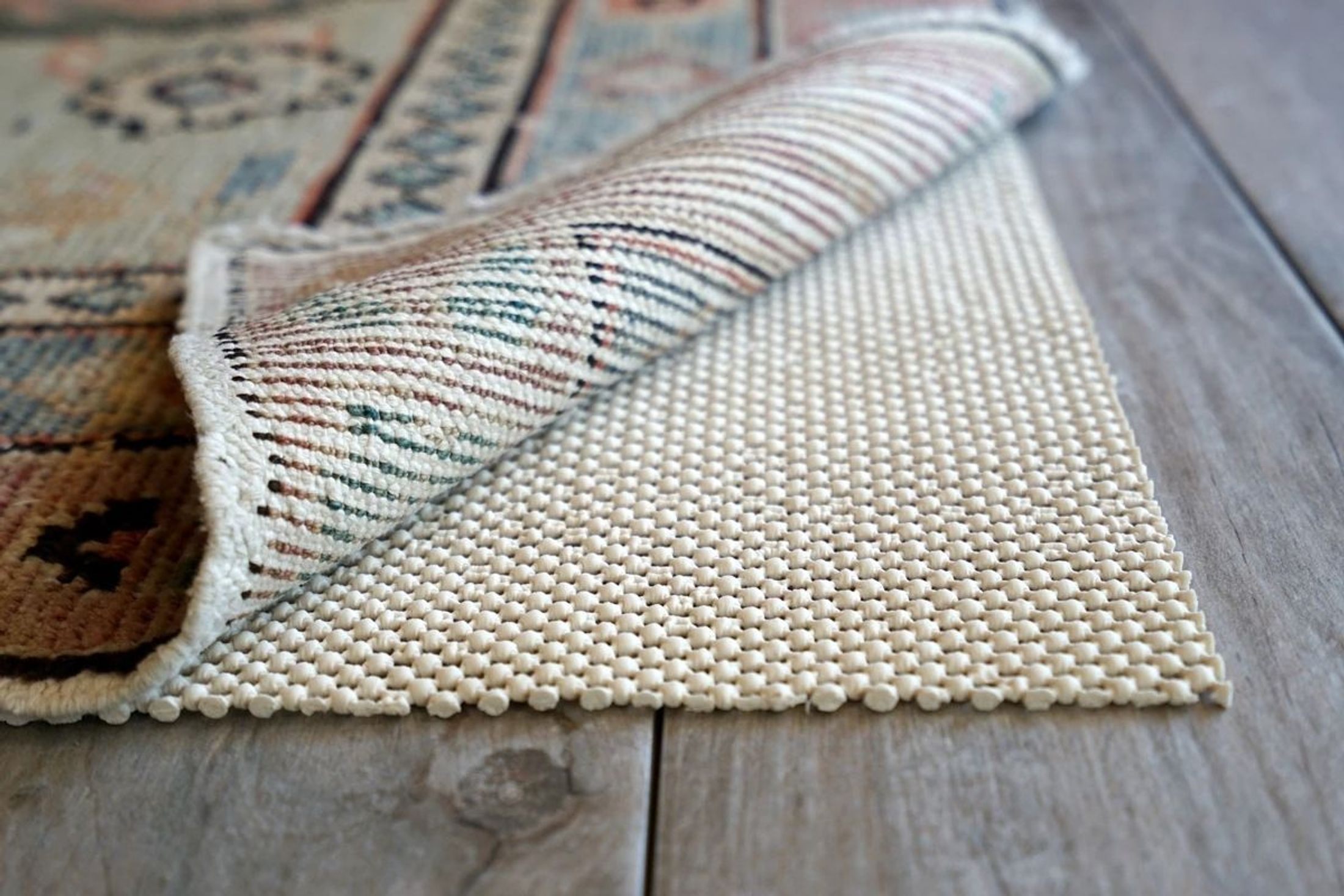 Discover the best Types of Carpet Padding for your Property