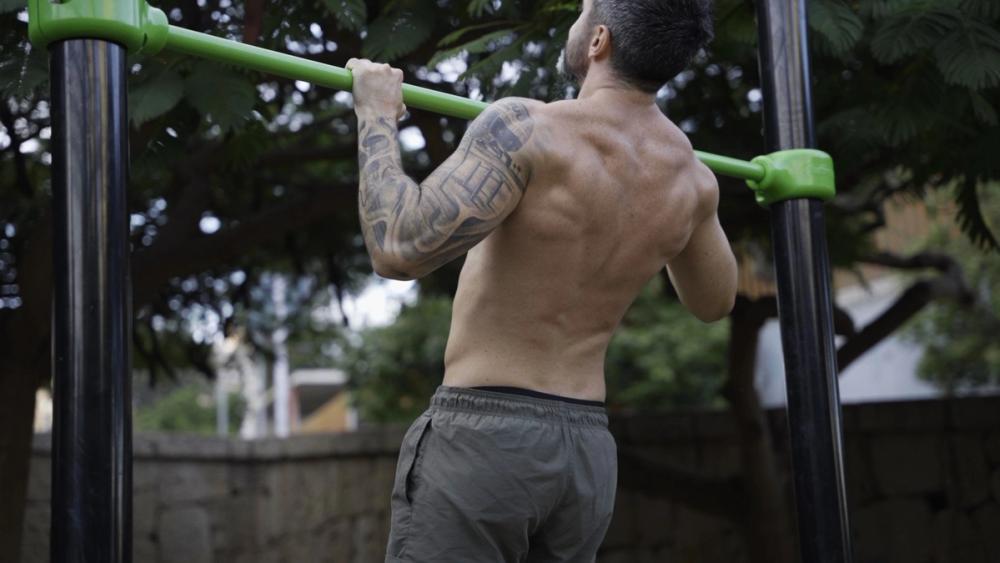 Pull-Ups: Exercises, Benefits, and How to Progress