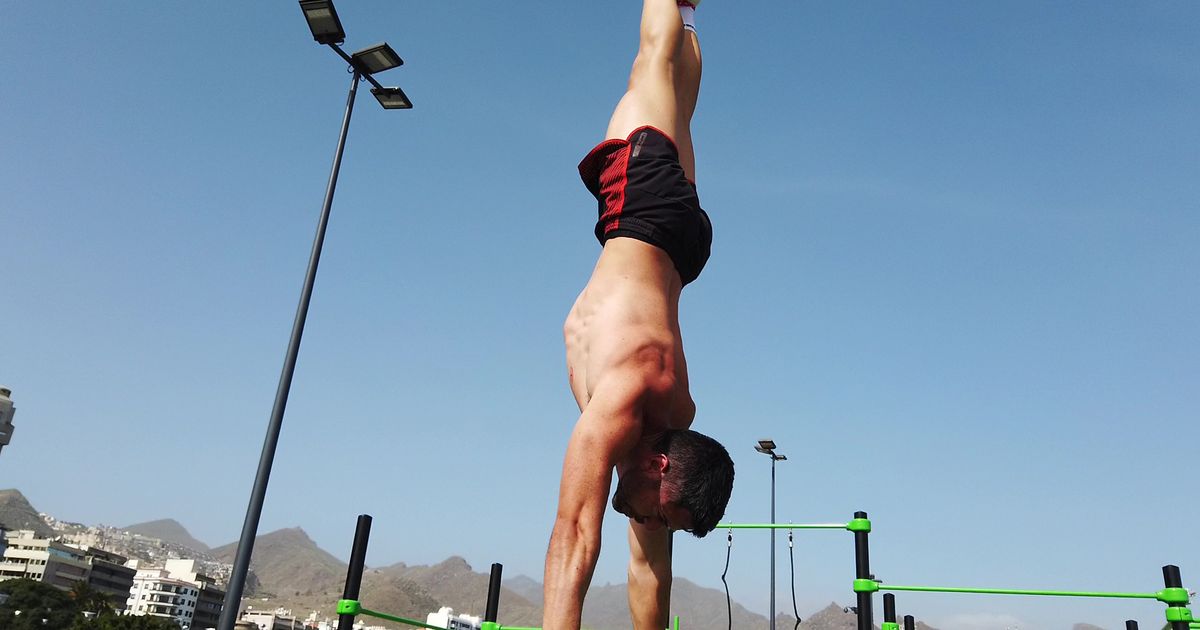 Explaining the handstand by strenght plan