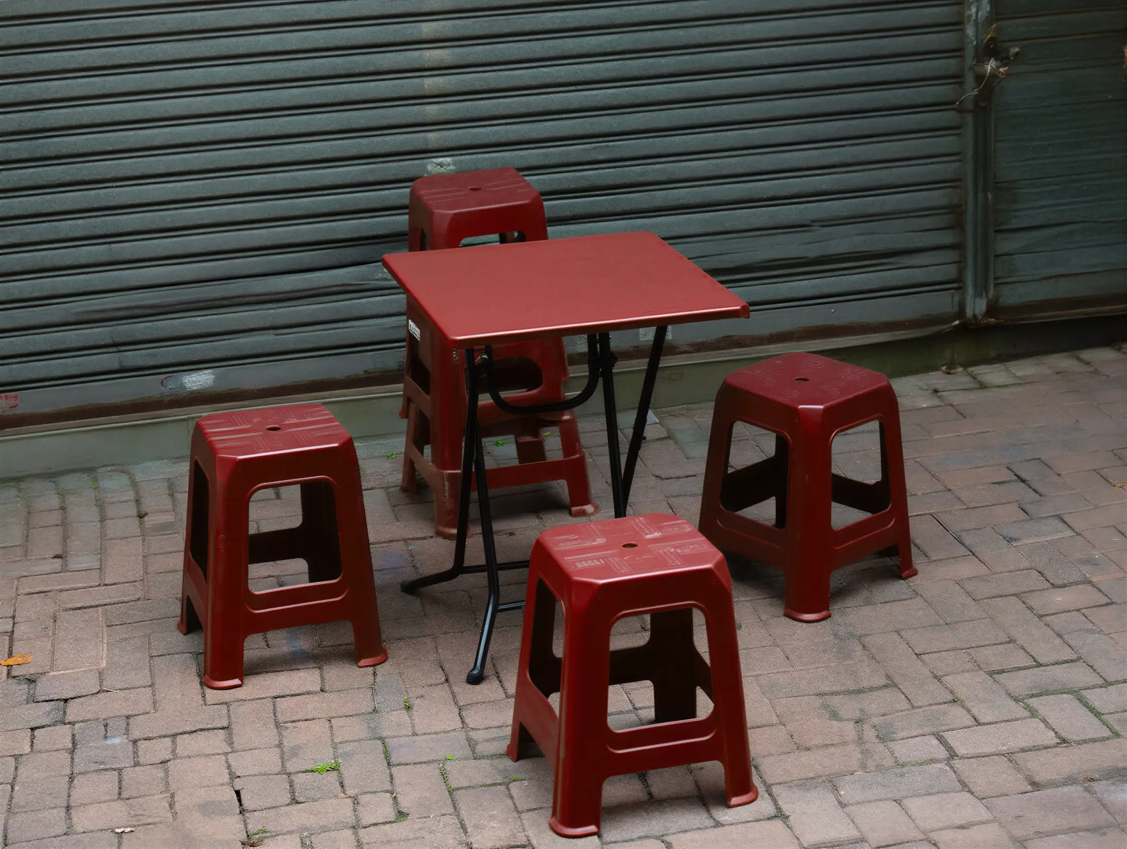 Couma — street setting