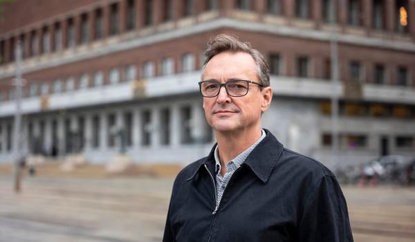 Bilde av Julius Okkenhaug, forhandlingsleder for Akademikerne i Oslo kommune