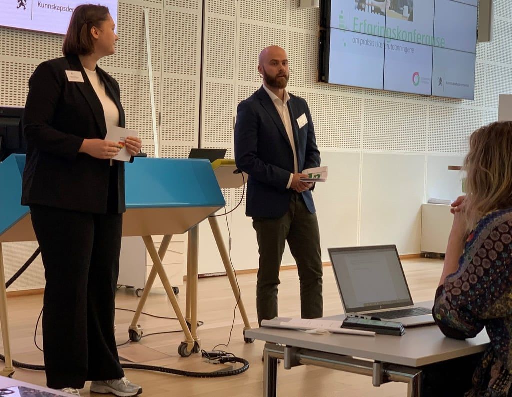 Møteledere for konferansen var Lektorstudentenes leder Andreas Halvorsrud sammen med leder for Pedagogstudentene, Kaspara Halkjelsvik.