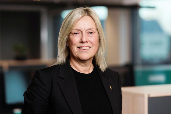 Portrettbilde av Lektorlagets leder, Helle Christin Nyhuus.