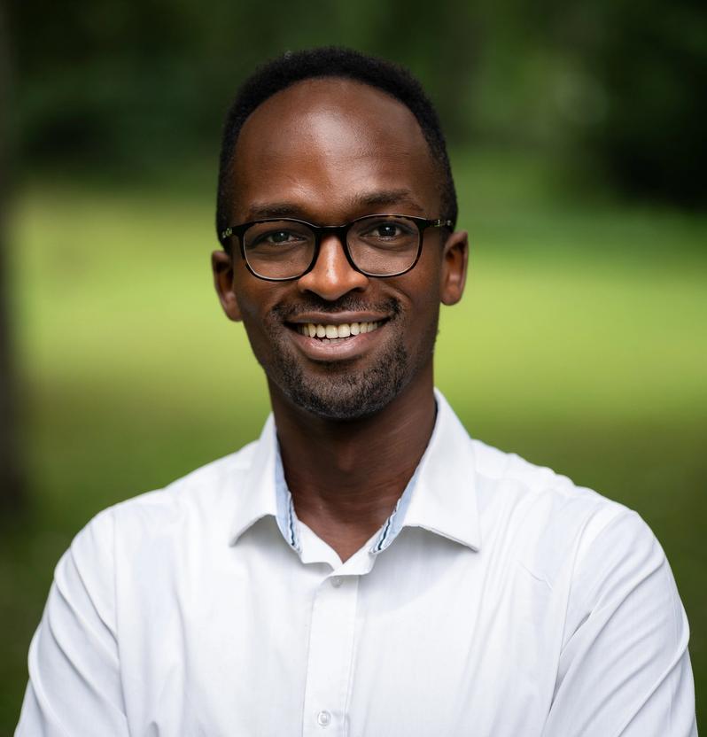 Portrett av Origene Mushorangabo