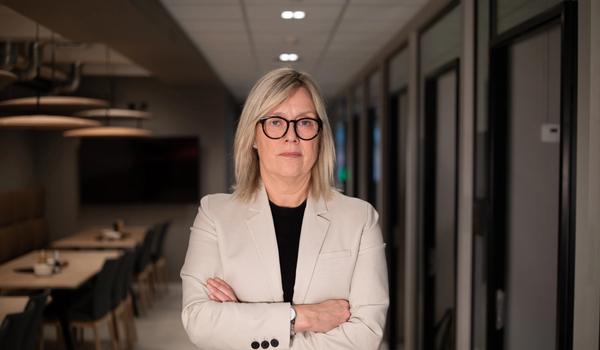 Helle Christin Nyhuus, leder i Lektorlaget. Bilde.