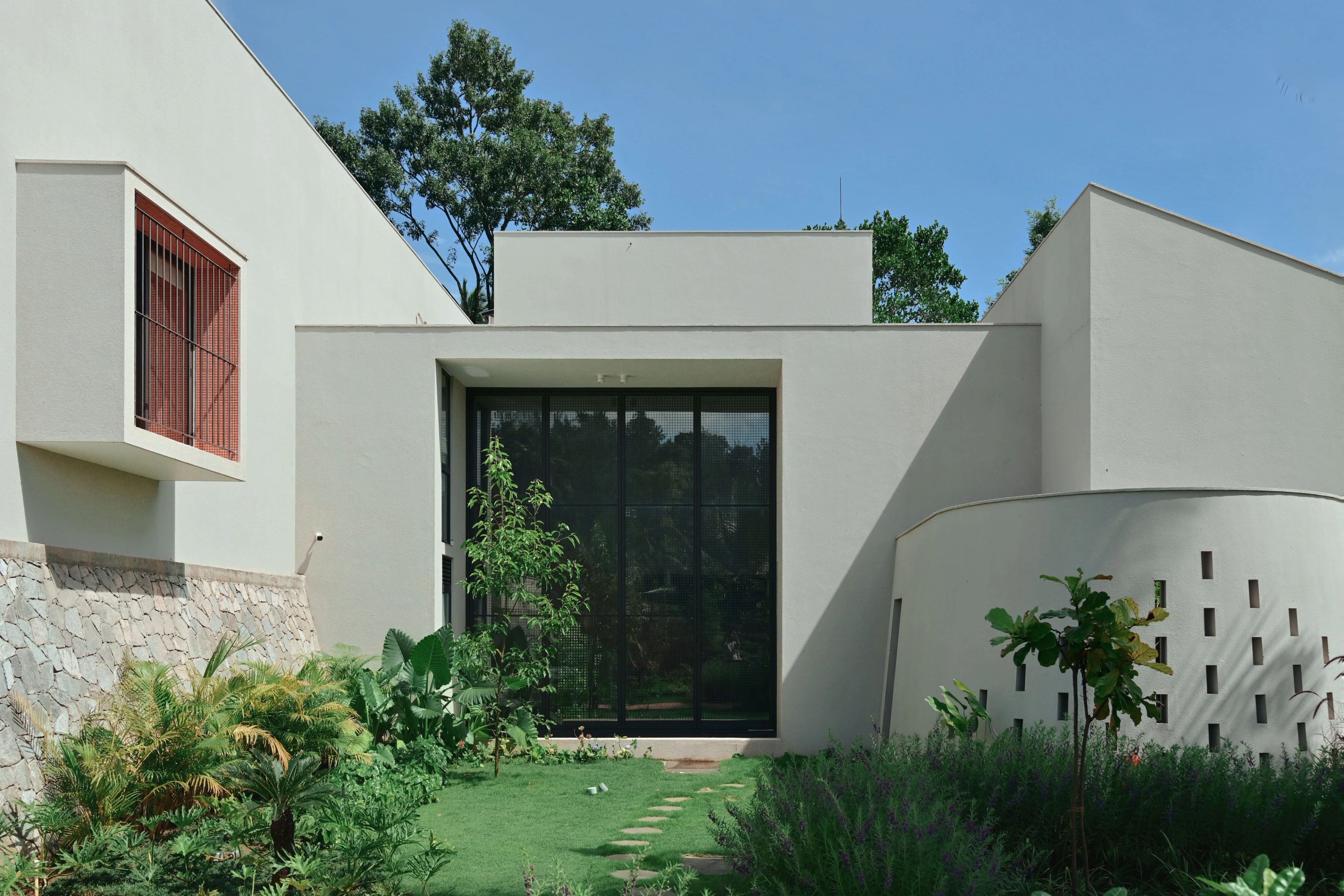 VALLEY HOUSE — Sulthan Bathery