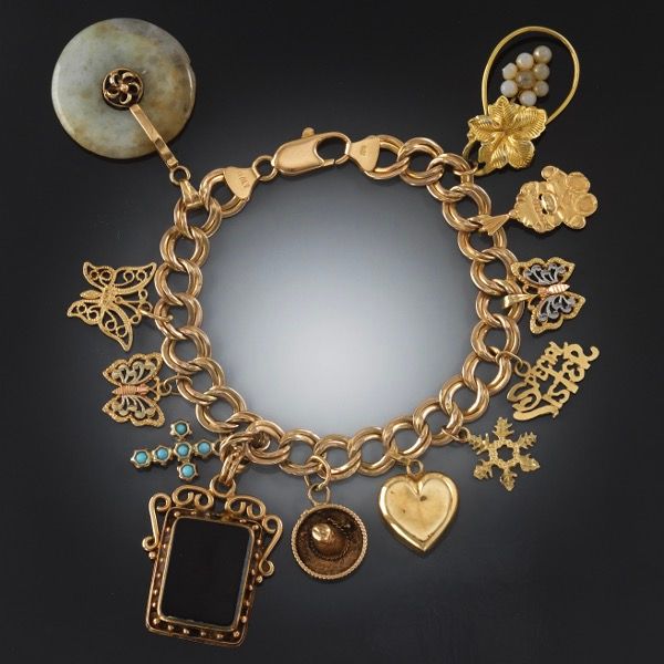 Ladies' Vintage Charm Bracelet 7-½"L