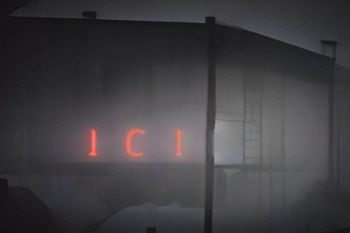 Mike Flanagan aclara que su The Mist no será «una repetición» de la película de 2007