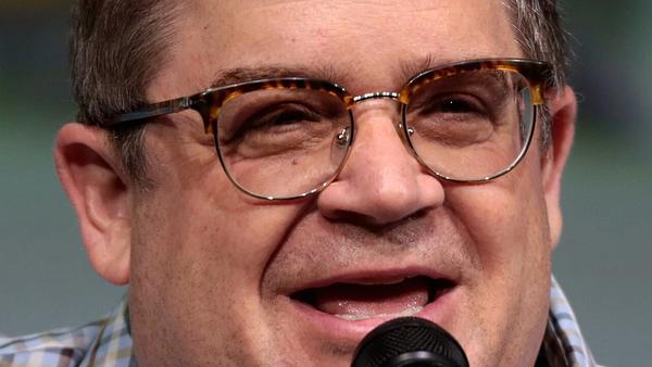 Patton Oswalt narrará el audiolibro de Other Worlds Than These, el cierre de la trilogía del Talismán