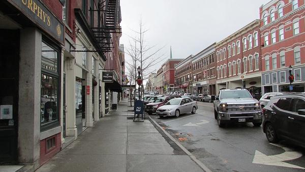 Centro de Bangor, Maine, en invierno. La ciudad real que inspiró Derry en las novelas de Stephen King (foto: DrStew82, CC BY-SA 4.0)