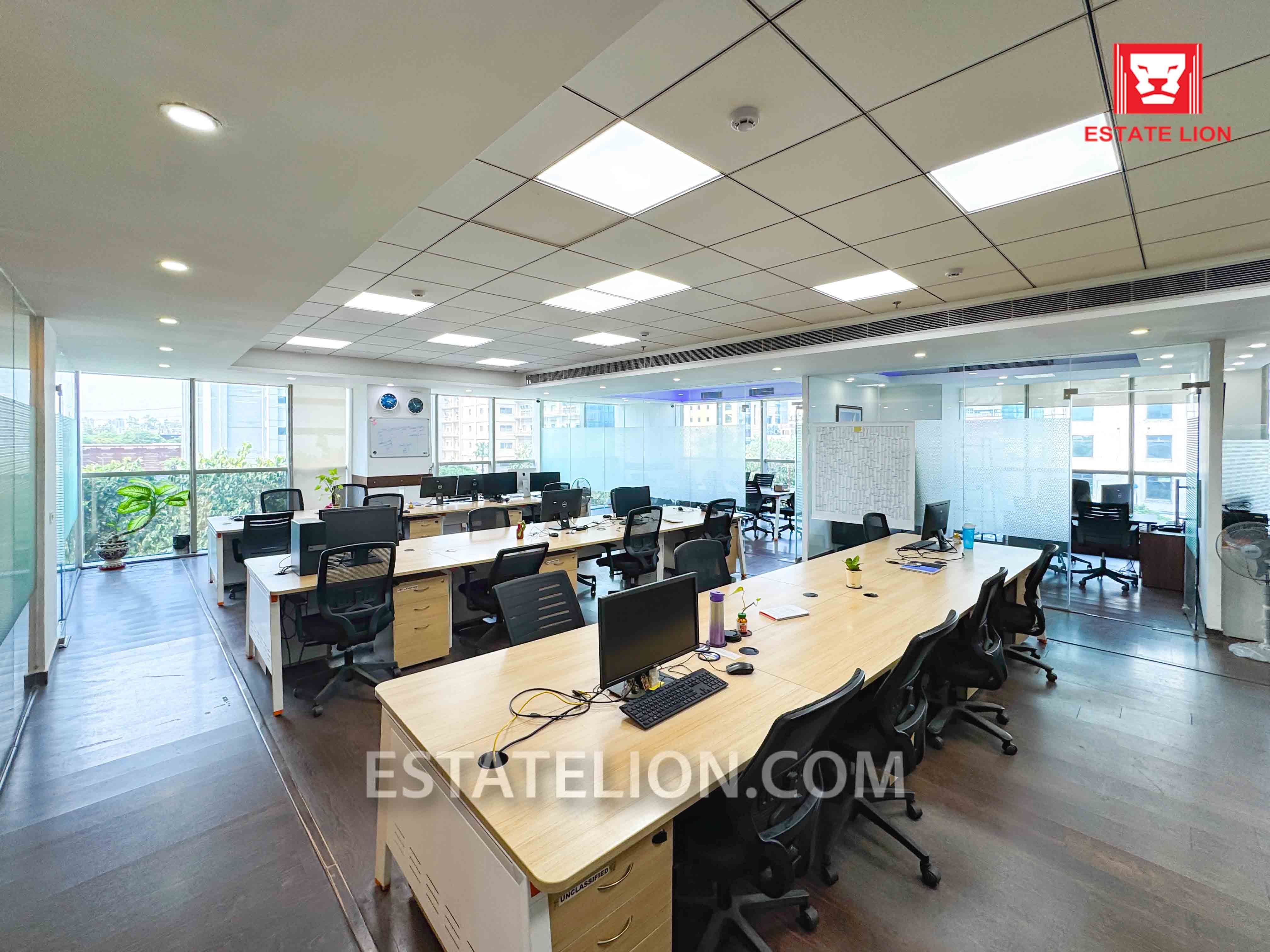 Fully Furnished 3162 sq.ft. Office Space for Rent in iThum Tower, Noida Sector-62
