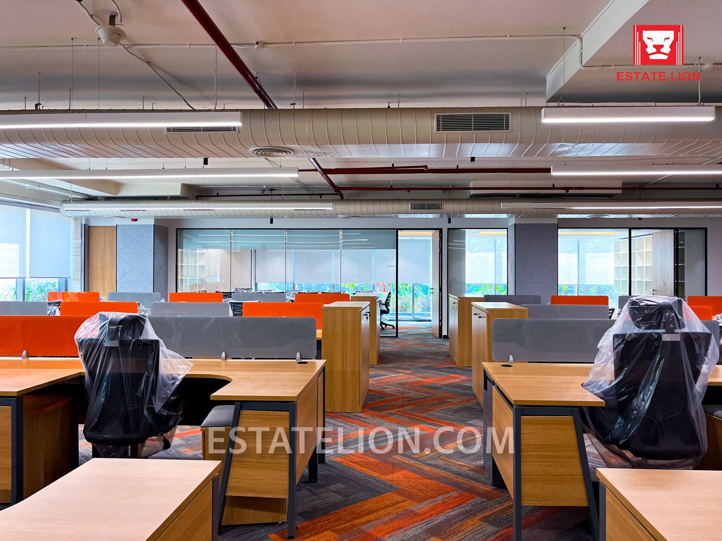 8000 sq.ft. Premium Office for Rent in Express Corporate Park, Film City Noida