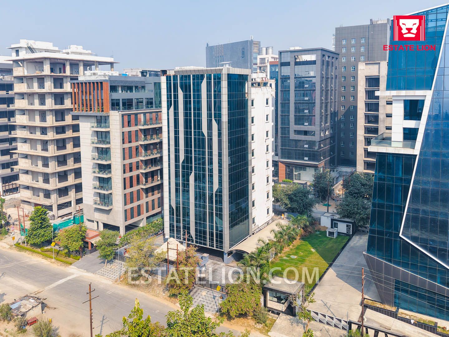 38000 sq.ft. Independent Office Building for Rent in Noida, Sector-136