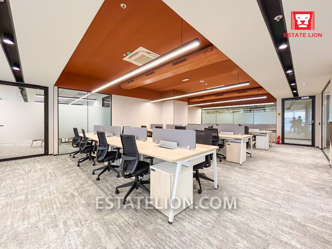 Fully Managed 5000 sq.ft. Premium Office for Rent in BPTP, Noida Sector-94