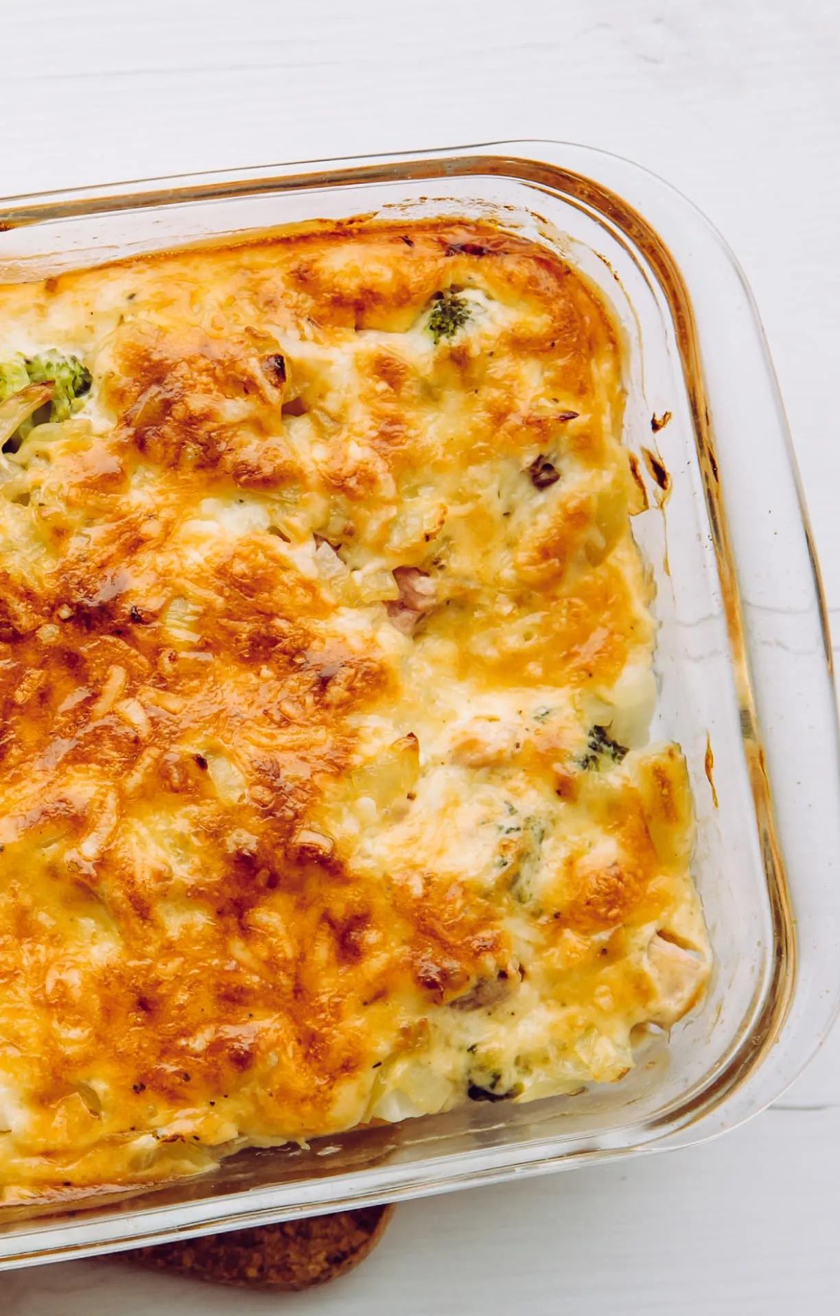 Glass dish with cauliflower casserole