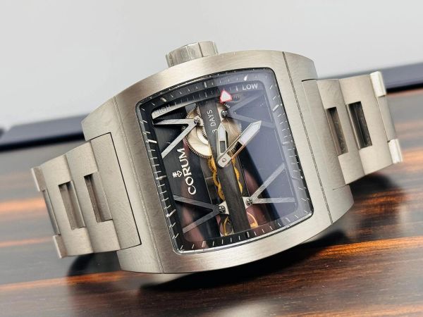 Corum Ti-Bridge 107.101.04/V250, vista 1