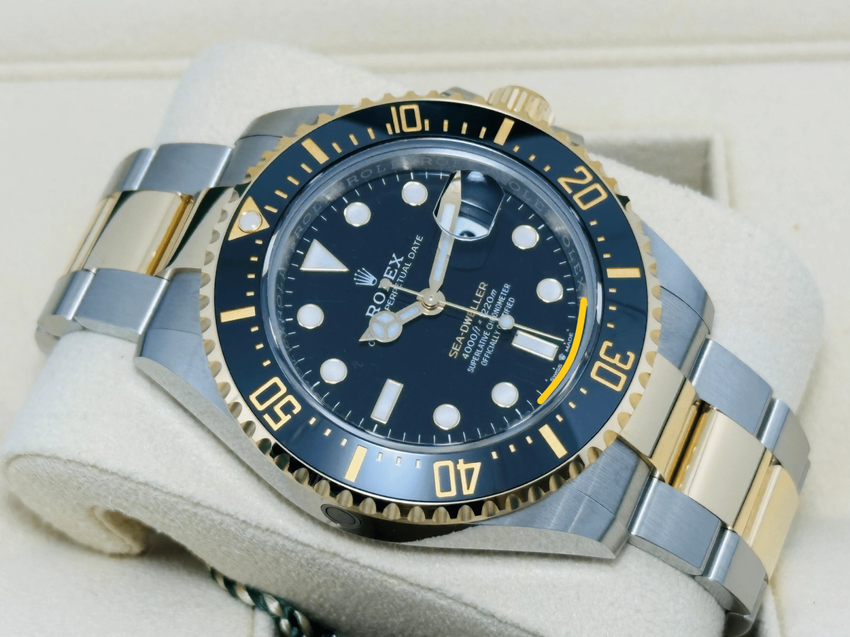 Rolex ROLEX SEA-DWELLER TWO TONE UNWORN NEW OCTOBER 2024 126603 foto 1