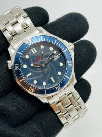 Omega OMEGA SEAMASTER JAMES BOND 007 CASINO ROYAL UNPOLISHED NOS 99% LIKE NEW JANUARY 2007 foto 9