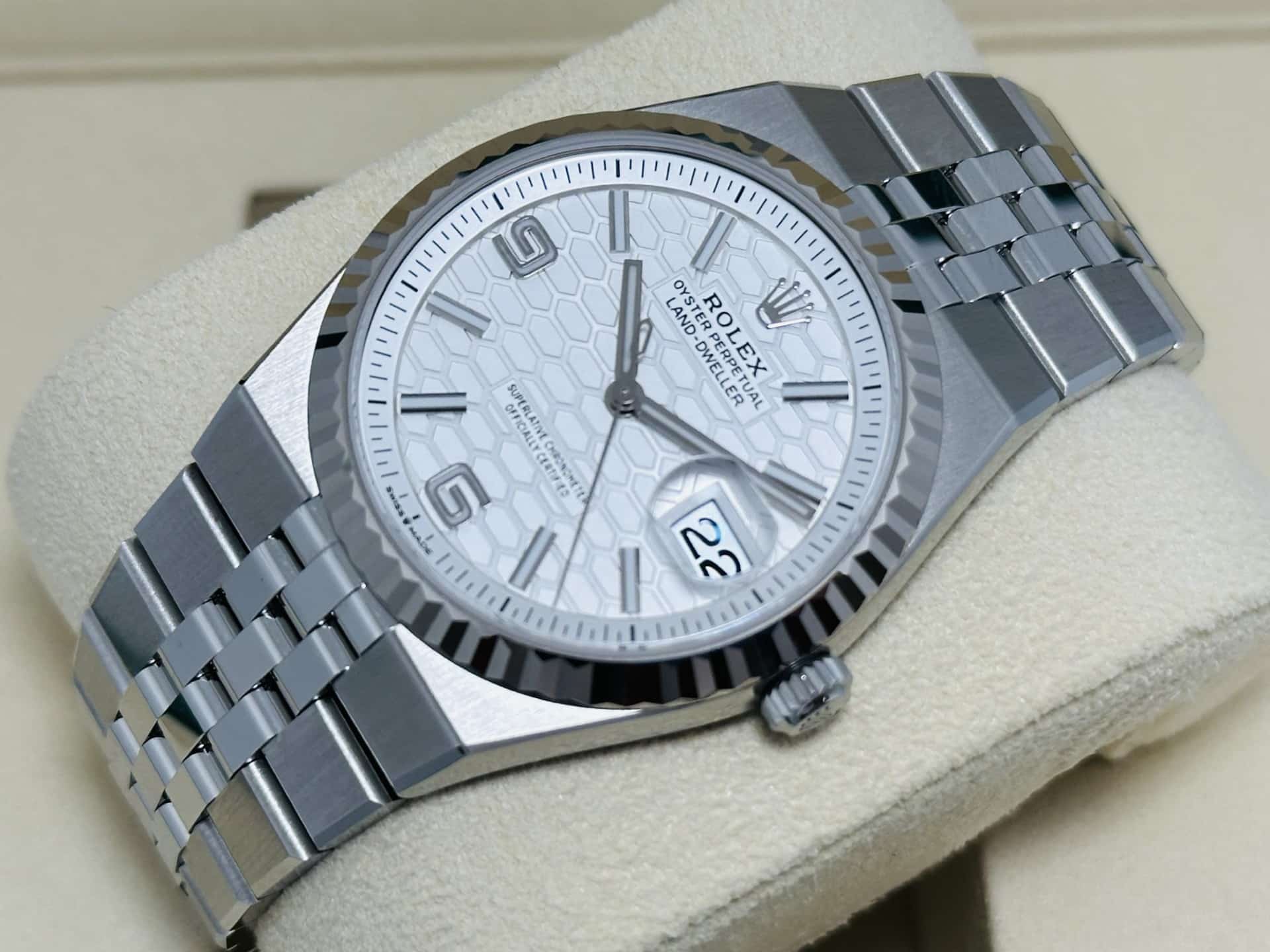 Rolex ROLEX LAND-DWELLER 36mm UNWORN NEW SEPTEMBER 2025 photo 2