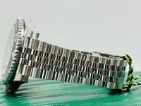 Rolex ROLEX GMT-MASTER II ”BRUCE WAYNE” NEW UNWORN MAY 2025 126710GRNR photo 3