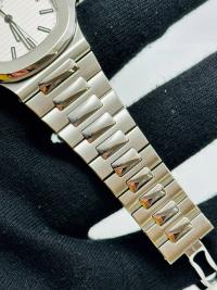Patek Philippe PATEK PHILIPPE NAUTILUS MINT CONDITION JULY 2016 foto 5