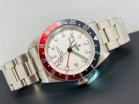 Tudor Black Bay GMT 79830RB, vista 8