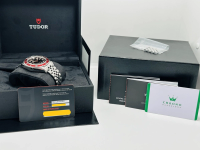 Tudor TUDOR BLACK BAY 41 UNWORN NEW MAY 2024 foto 8