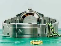 Rolex ROLEX OYSTER PERPETUAL UNWORN NEW JANUARY 2024 31mm BLACK DIAL foto 4