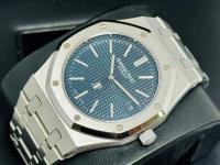 Audemars Piguet AUDEMARS PIGUET ROYAL OAK JUMBO 39mm UNPOLISHED NO SIGNS OF USE 2019 photo 1