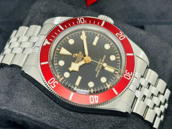 Tudor TUDOR BLACK BAY 41 UNWORN NEW MAY 2024 foto 1