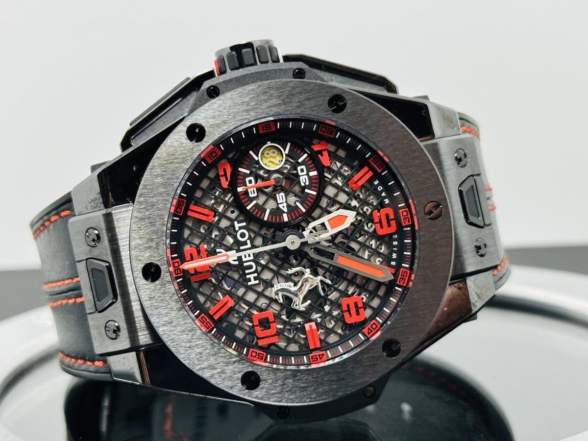 Hublot Big Bang Ferrari Limited Edition 581.NX.1170.RX, vista 1