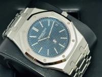 Audemars Piguet AUDEMARS PIGUET ROYAL OAK JUMBO 39mm UNPOLISHED NO SIGNS OF USE 2019 photo 2