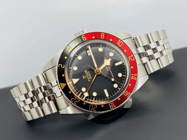 Tudor Black Bay Fifty-Eight GMT 7939G1A0NRU, vista 1
