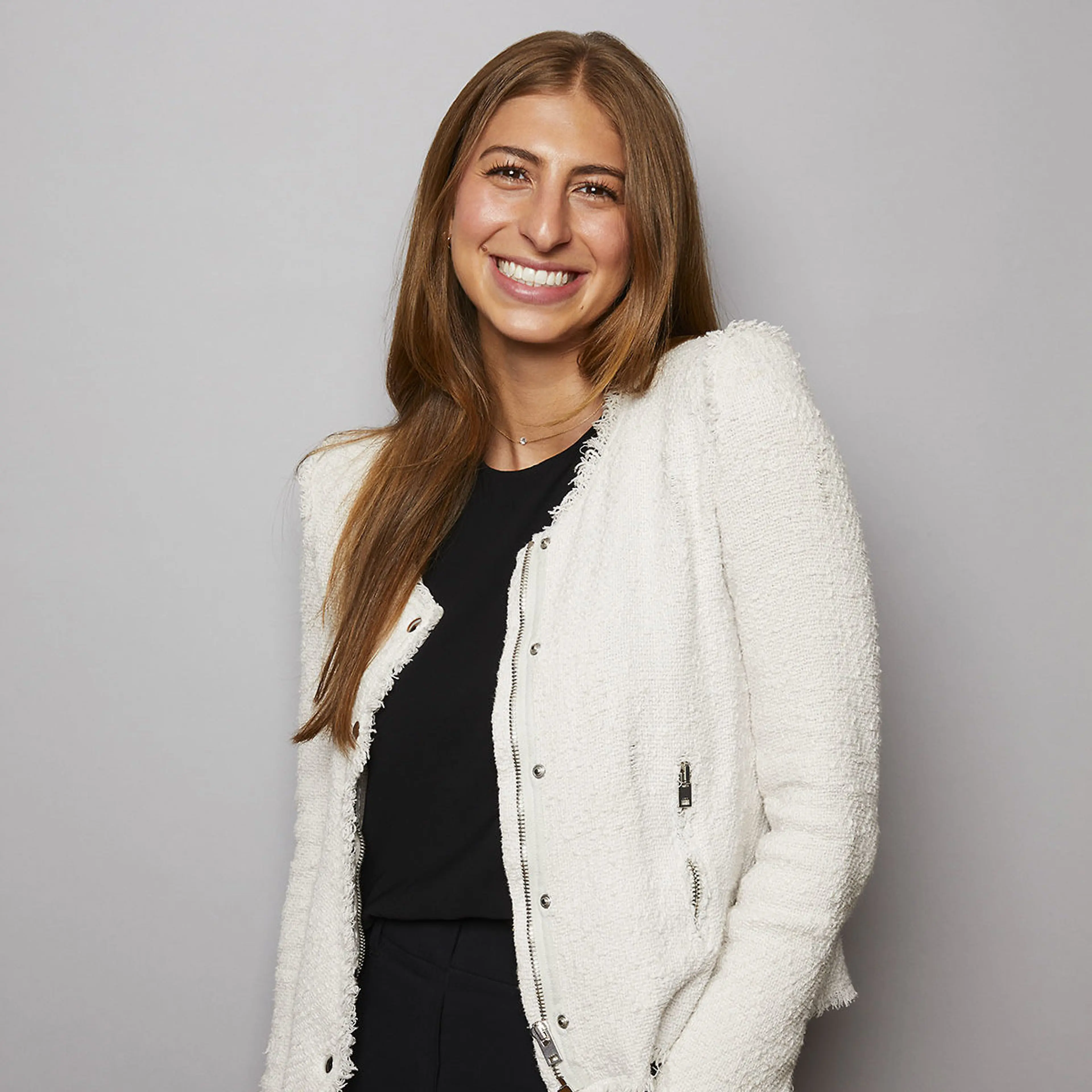 Ali Hyman headshot