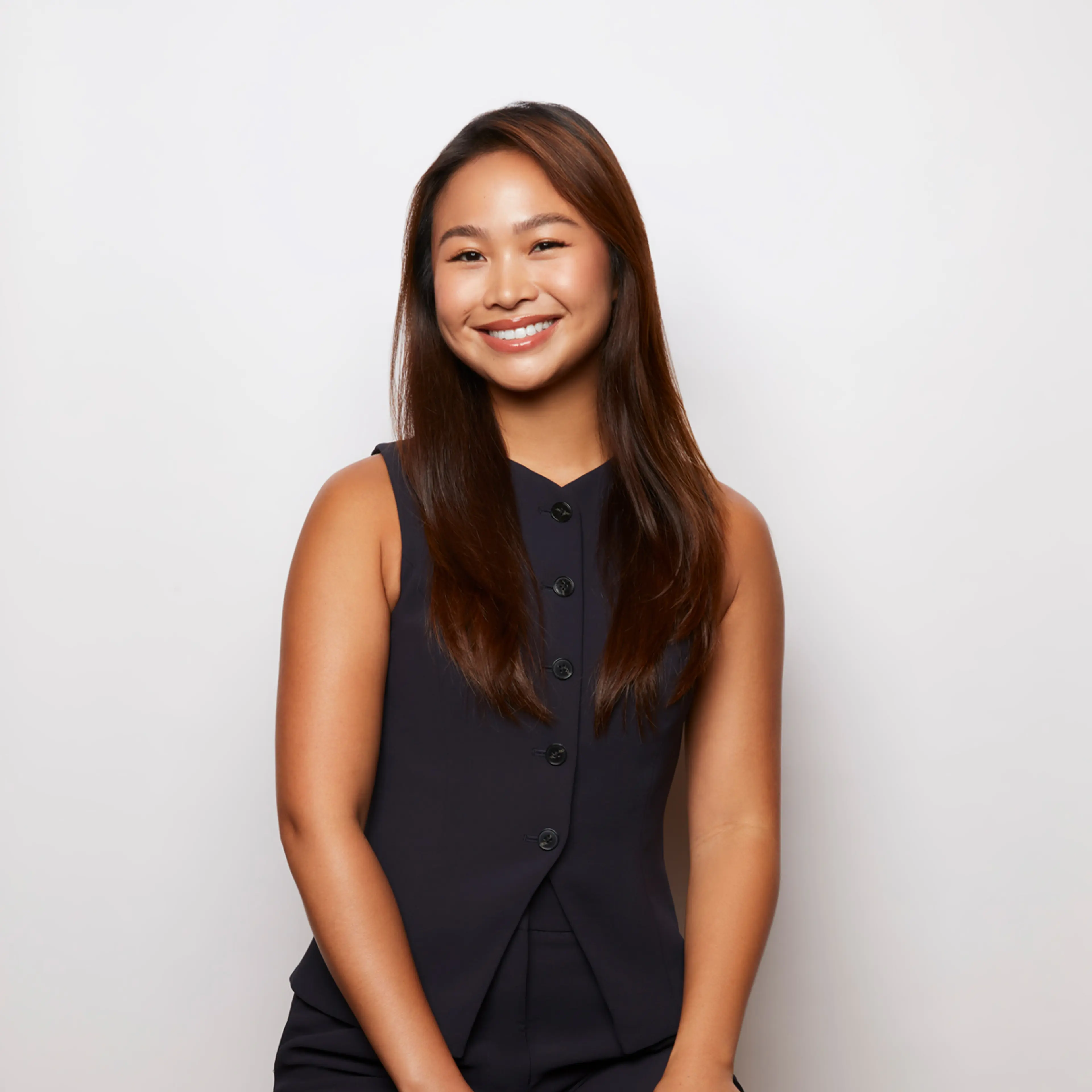 Cindy Huang headshot