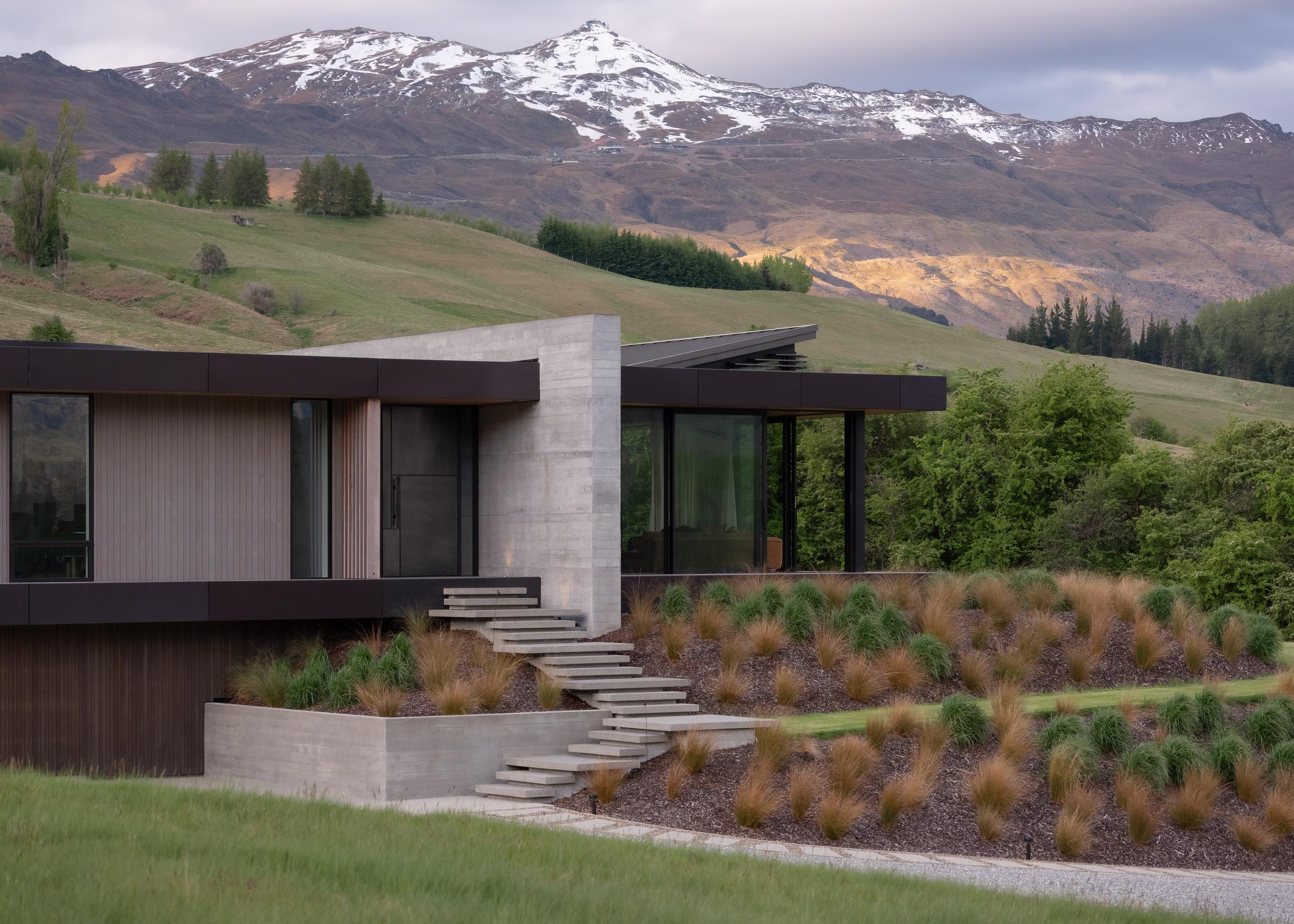 Oculus House