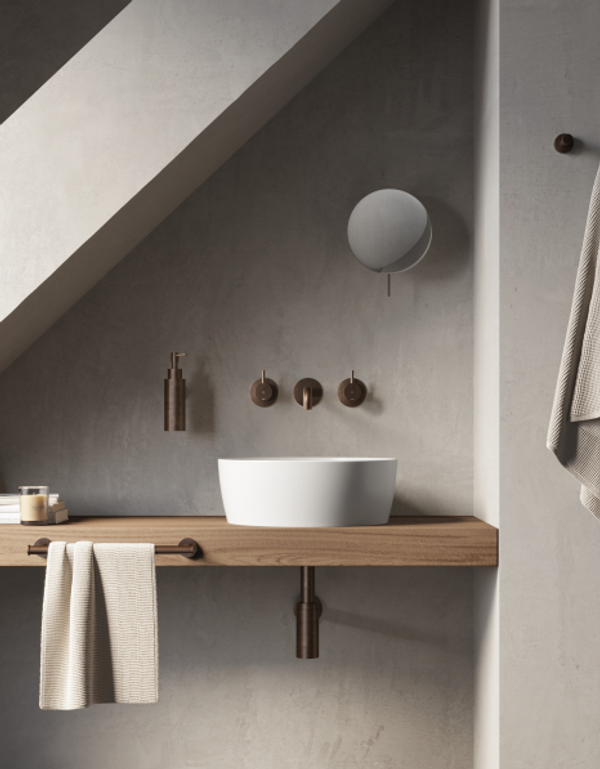 Soap Dispensers & Dishes