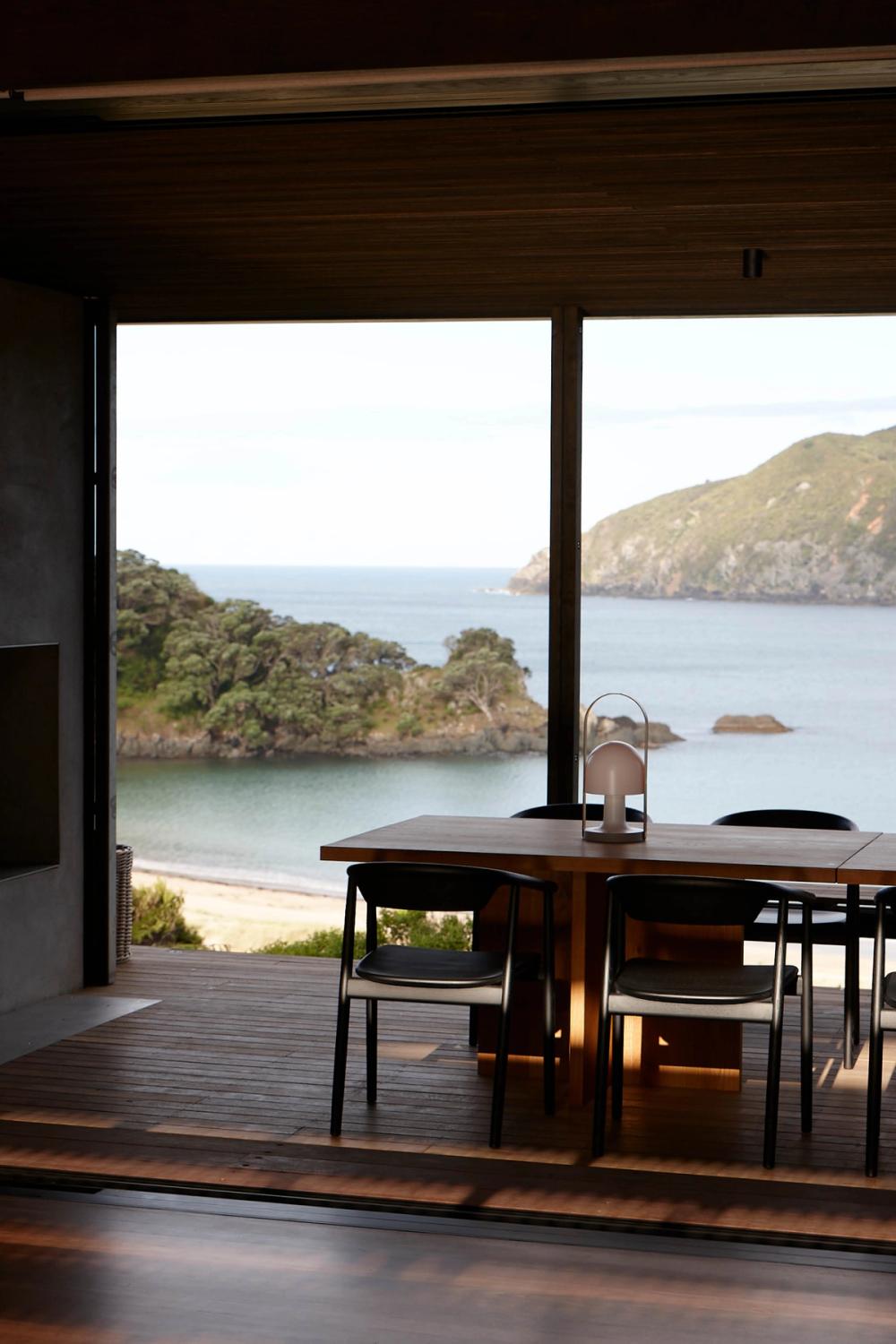Omata Hill House