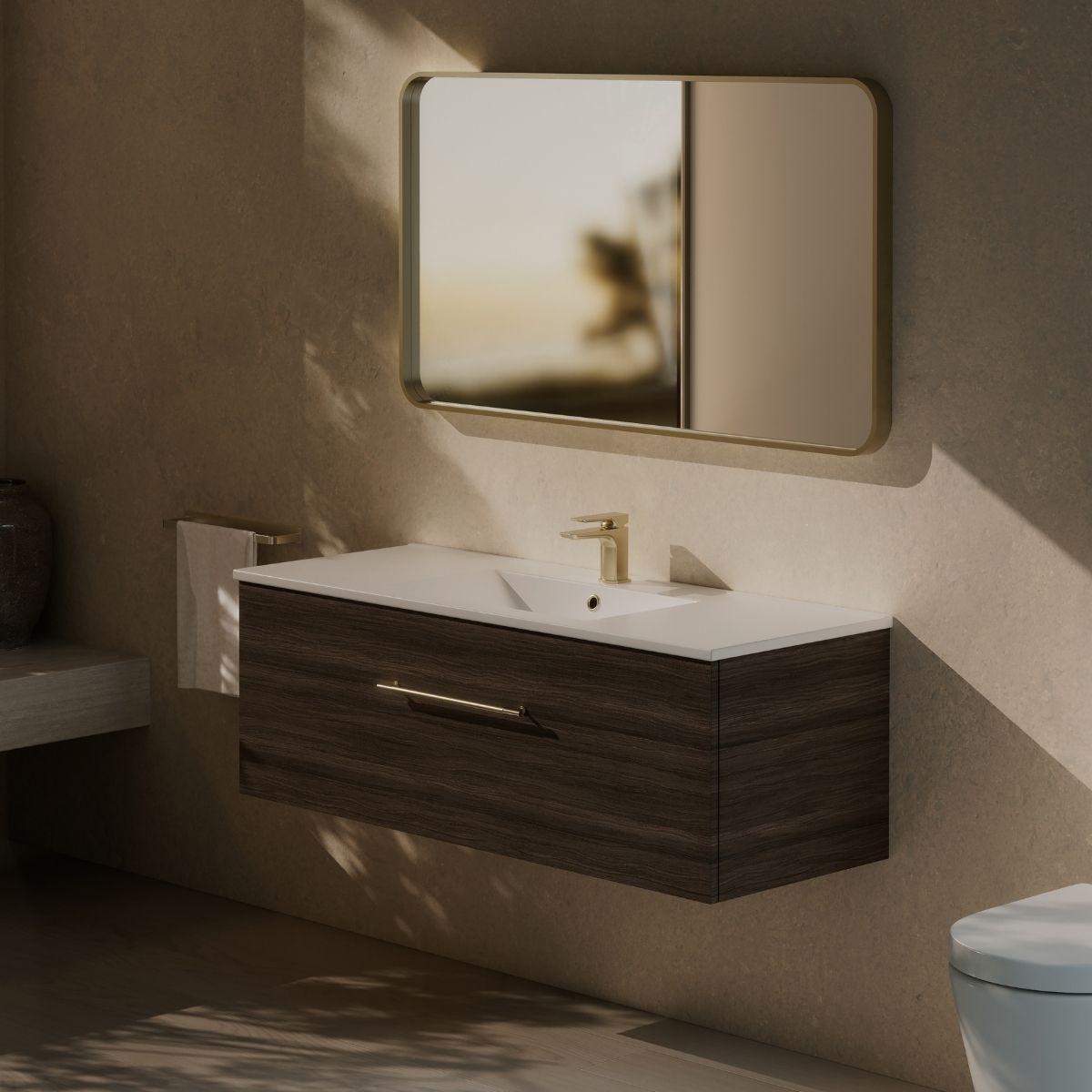 Deco — Plumbline