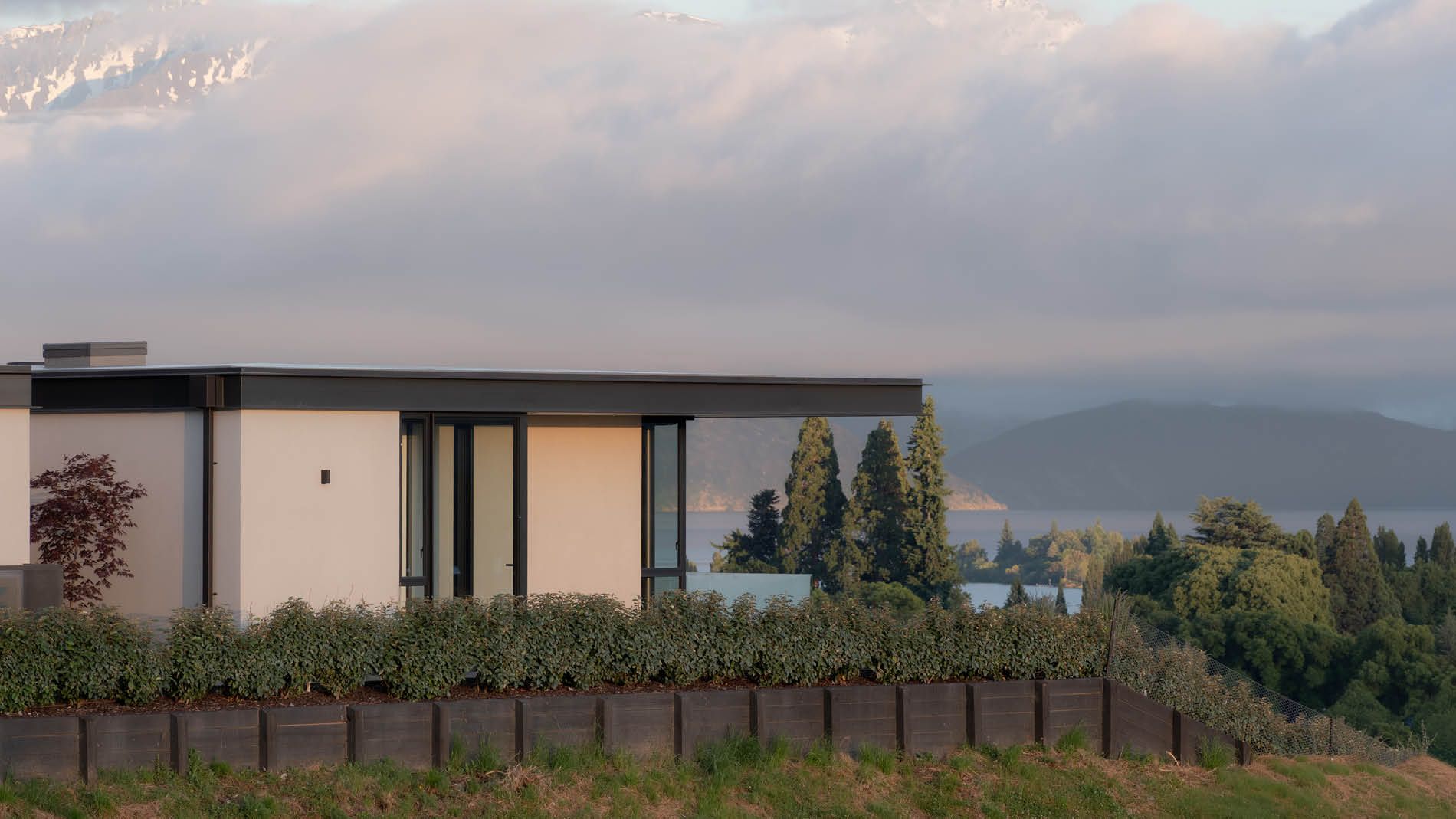 Lake Ridge House