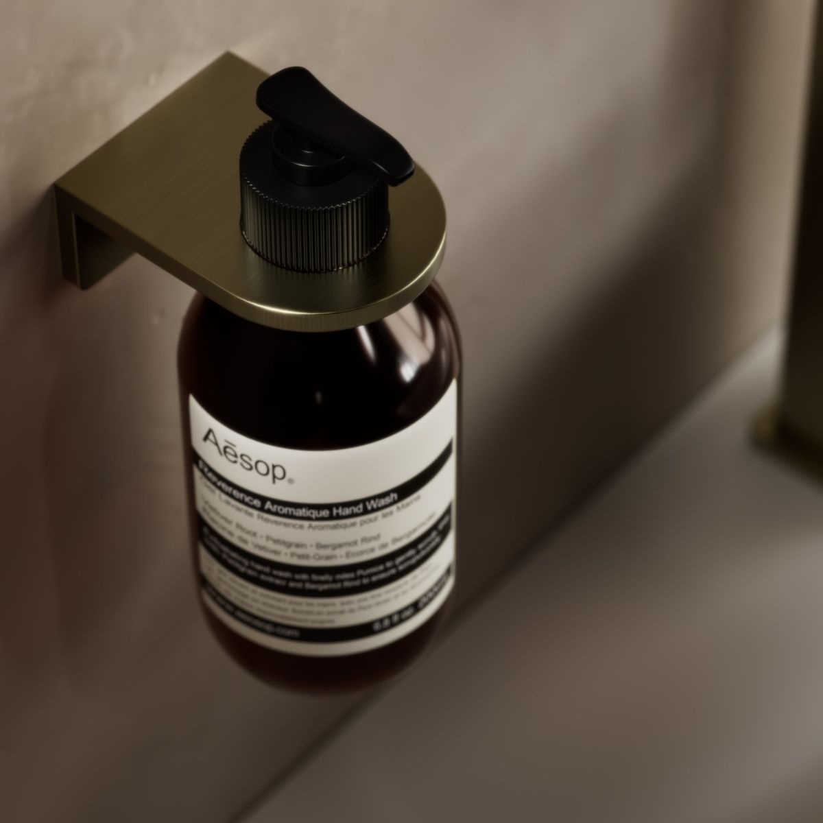 Como — Plumbline