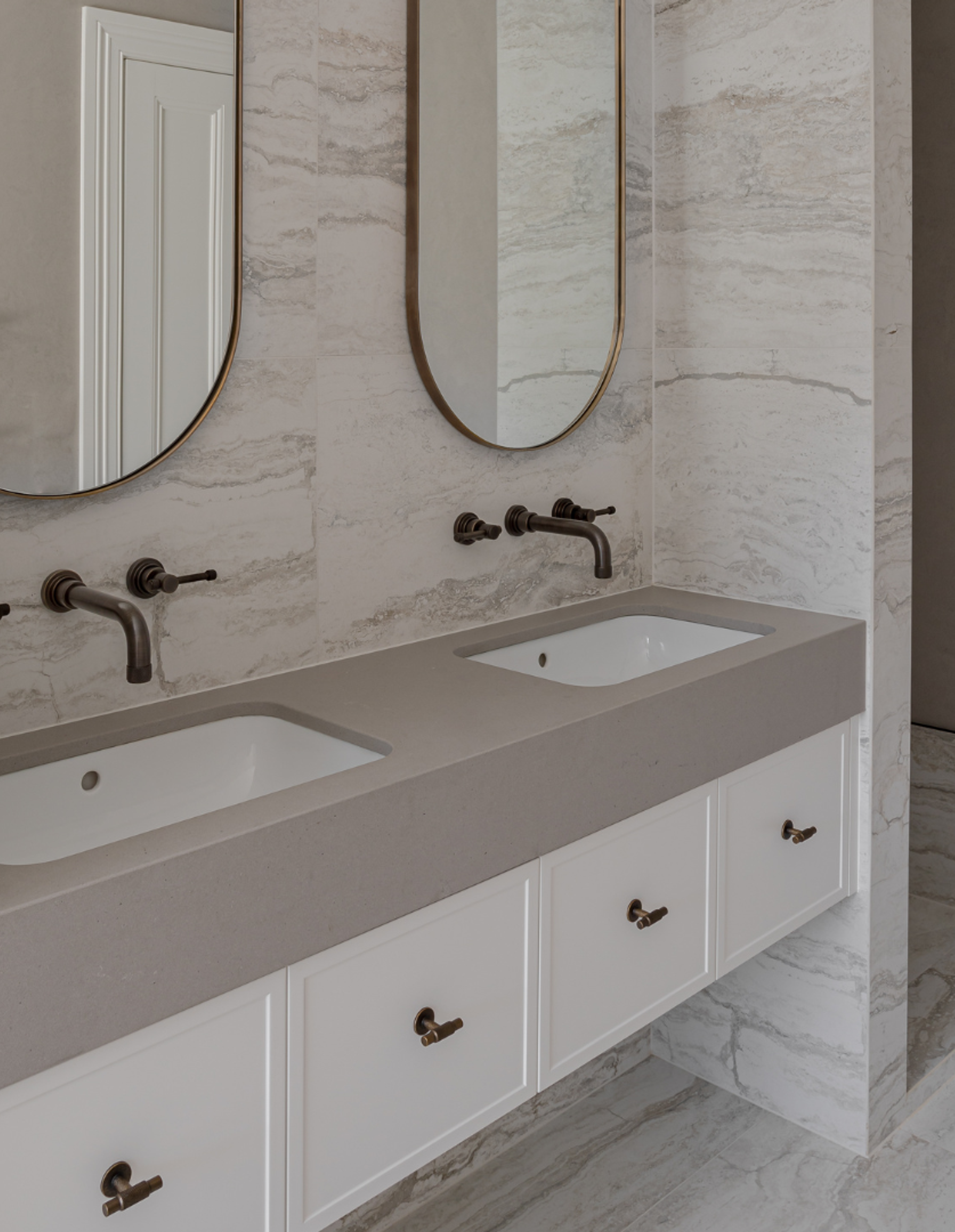 Pura — Plumbline