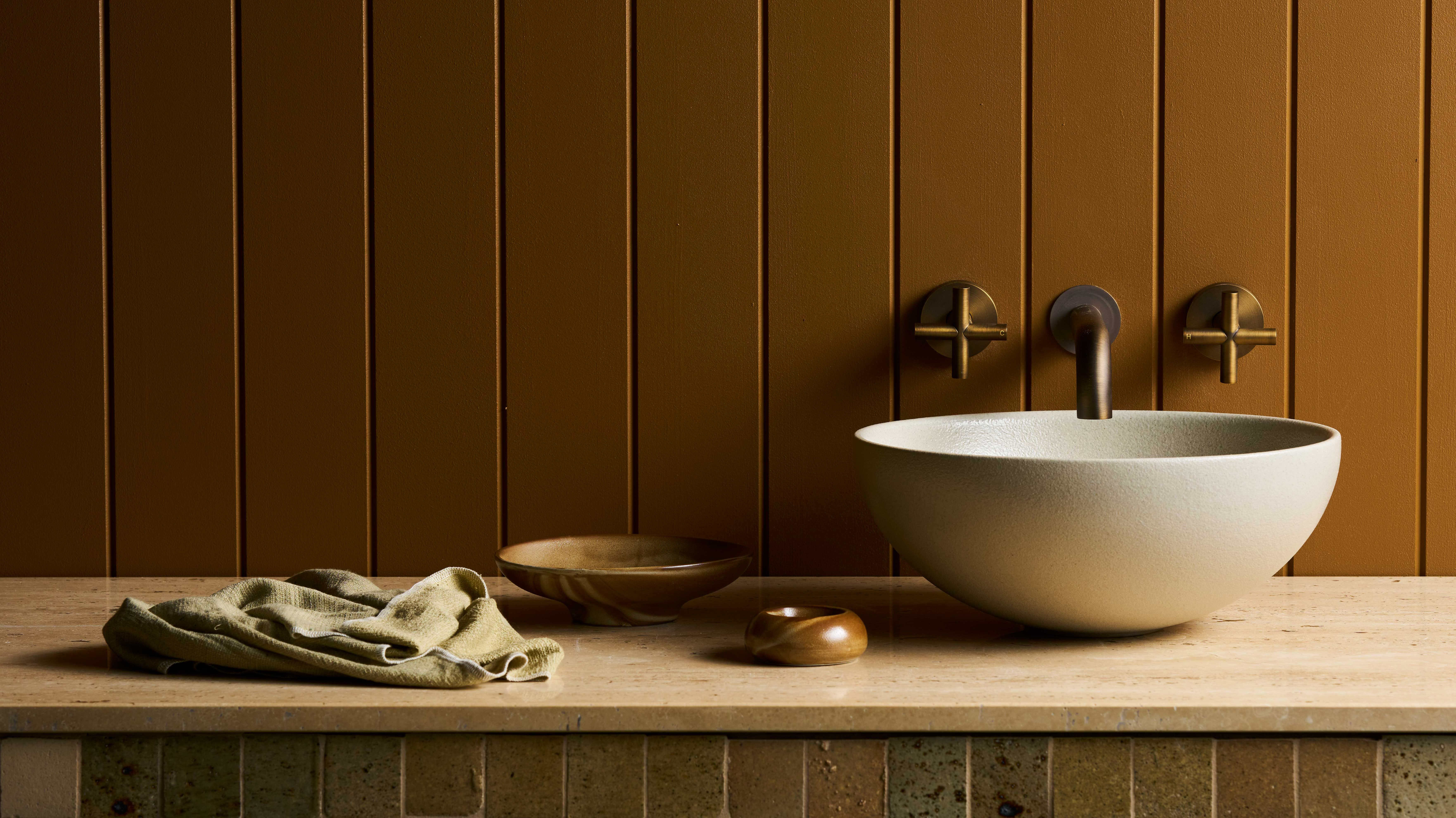 Robert Gordon handcrafted stoneware